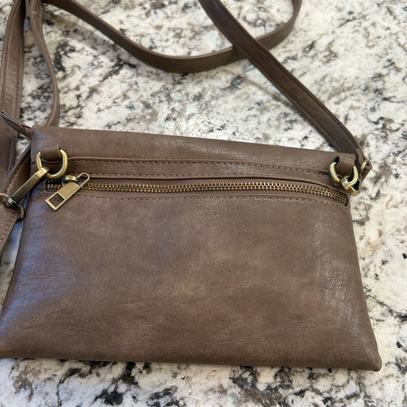 Joy Susan Crossbody Purse - Picture 3 of 7